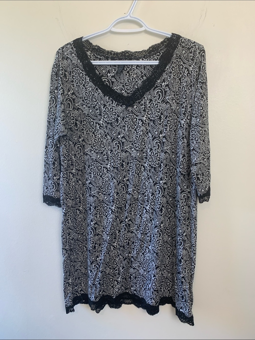 Black & White Lace-Trim Nightgown, Soft, Stretch
